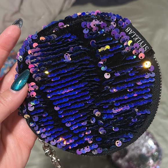 2 Style Lab Sequin Coin Purses with Key Rings - Picture 4 of 6
